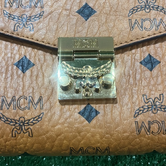 COPY - MCM VISETOS Millie wallet …Authentic! NWT - Picture 4 of 10